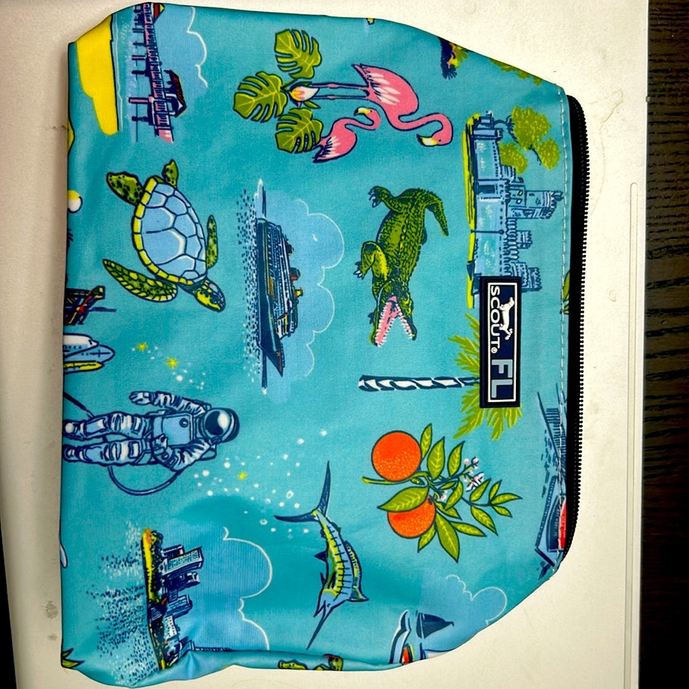 Scout FL makeup travel bag